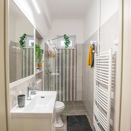 Cent-Room Apartman Ada Exterior photo