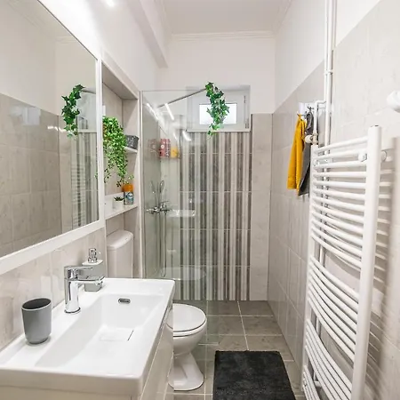 Cent-Room Apartman Ada Exterior photo
