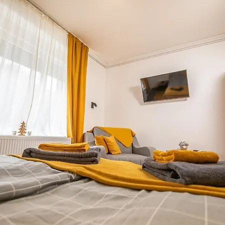 Cent-Room Apartman Ada Exterior photo