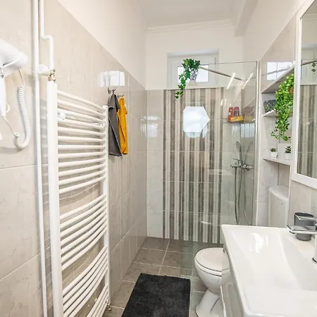 Cent-Room Apartman Ada Exterior photo